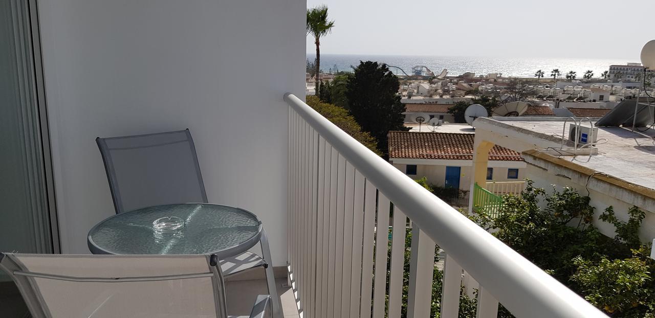 Myriama Apartments Aya Napa Dış mekan fotoğraf